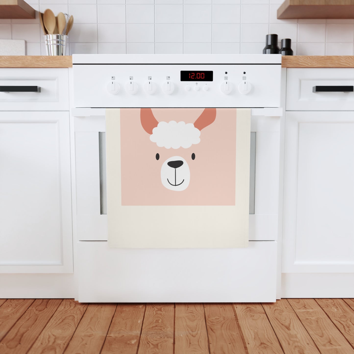 Cute Llama kitchen tea towel for Christmas decoration or as birthday gift. 🎉🥂
